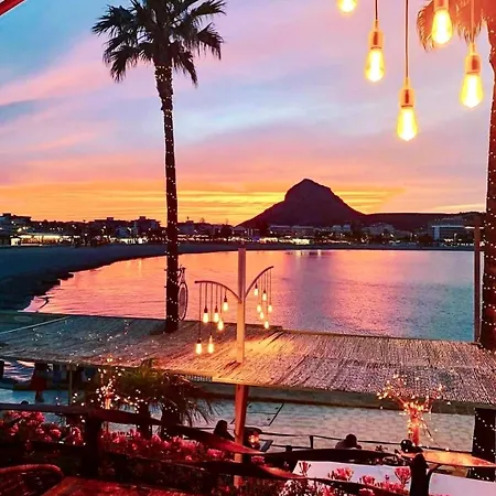 The House Playa Del Arenal Javea - Pool And Garden Steps From The Platja de Larenal